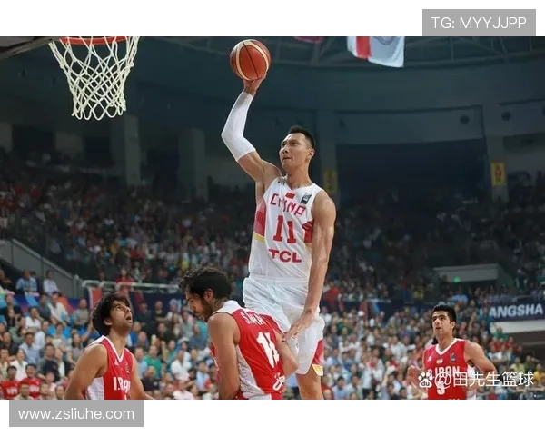 中国球员常规赛首秀表现各异易建联9分最高姚明首战却无得分